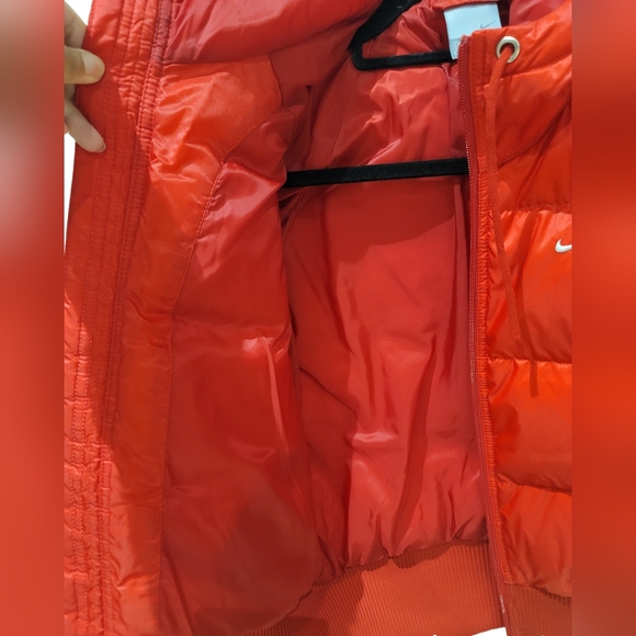 Nike women's bomber jacket - Picture 3 of 8